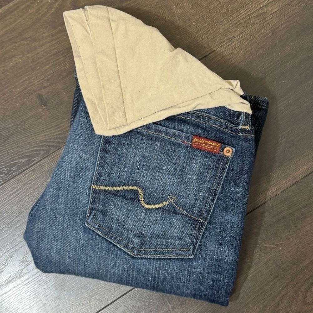 A Pea in the Pod Women's Boot Cut Jeans in Dark Blue with Cream Lining